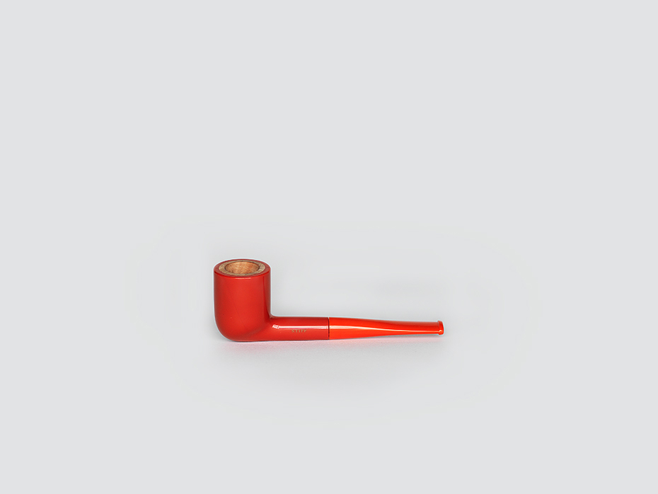 Red Stiff pipe