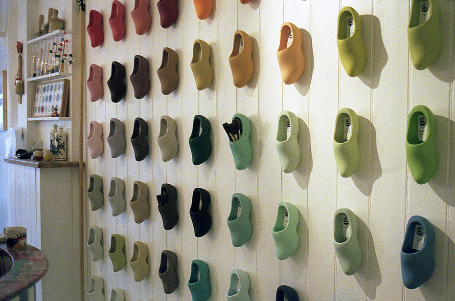 Coloured-clogs