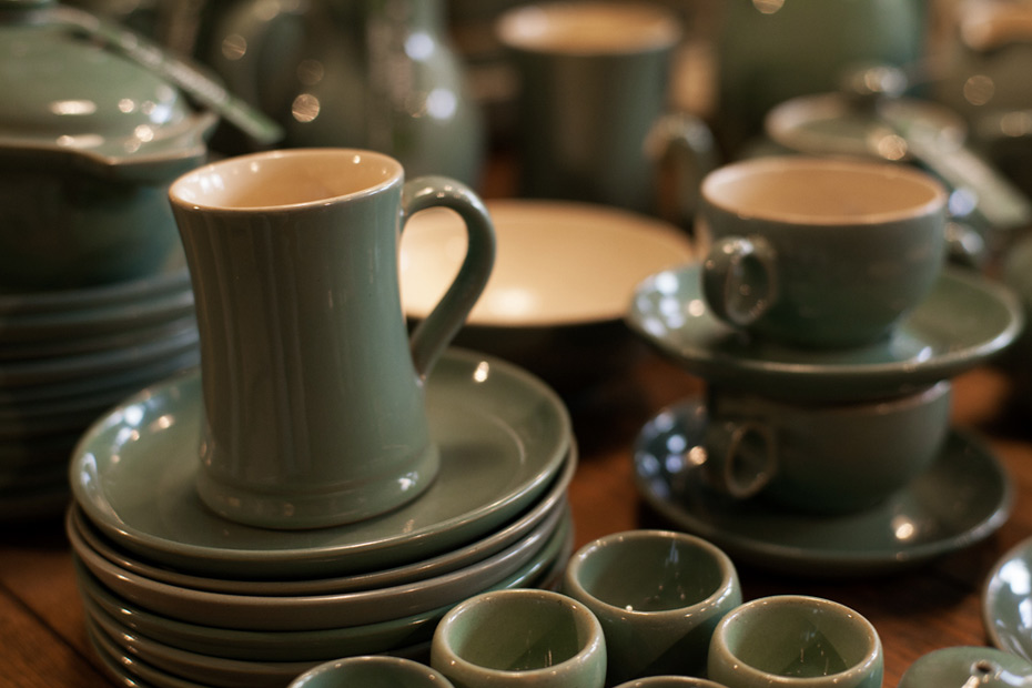 green-ceramics-tea-set