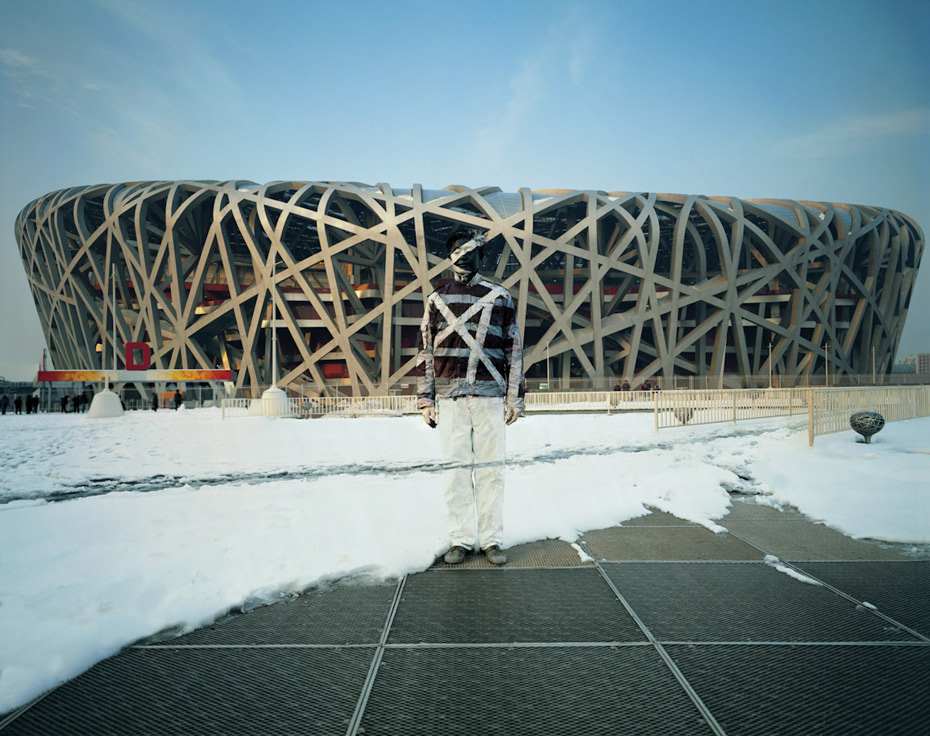 No. 86, Birds Nest, 2009. Liu Bolin. From Hidden In The City. Courtesy of the artist and Galerie Paris-Beijing