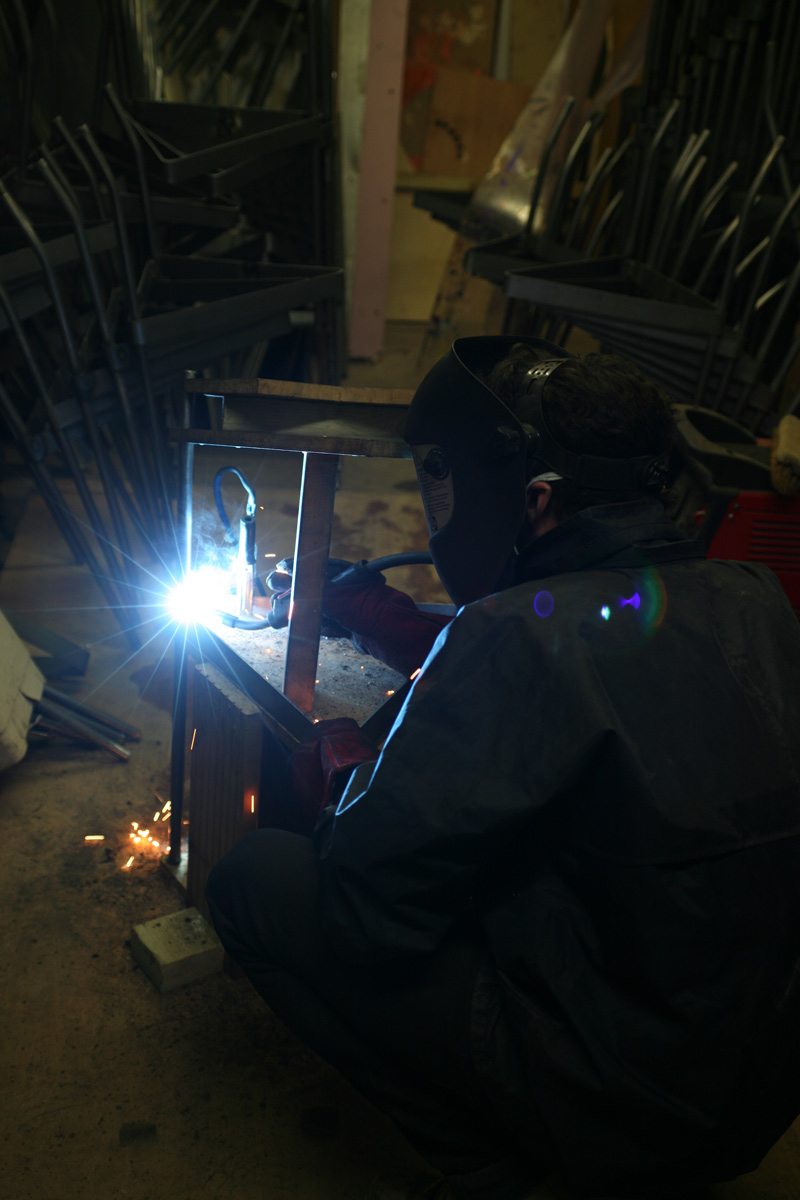 welding the chair legs, Assemble studio