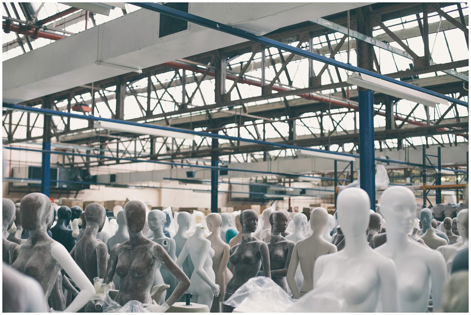 Mannequins-in-factory