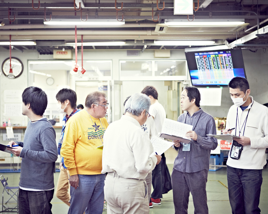 Japanese-Keirin,-Fred-MacGregor,-backstage