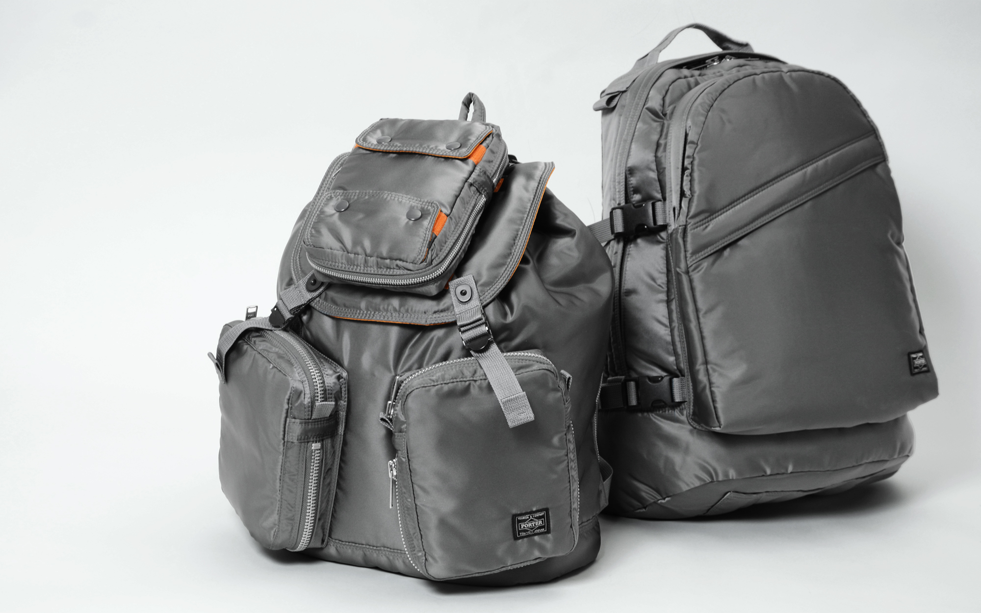 Left: Tanker Silver Rucksack. Right: Tanker Silver bBackpack