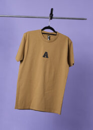 Studio A T-shirt: Camel