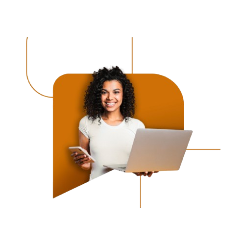 Mulher com notebook e celular