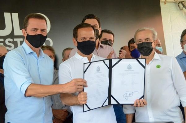 Secretaria de Agricultura e Abastecimento de SP assina início de obras e anuncia investimentos para Barretos e municípios da região