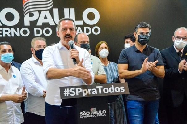Junto ao Vice-Governador, Itamar Borges participa da inauguração do Poupatempo em Novo Horizonte e firma convênio para melhoria das estradas rurais
