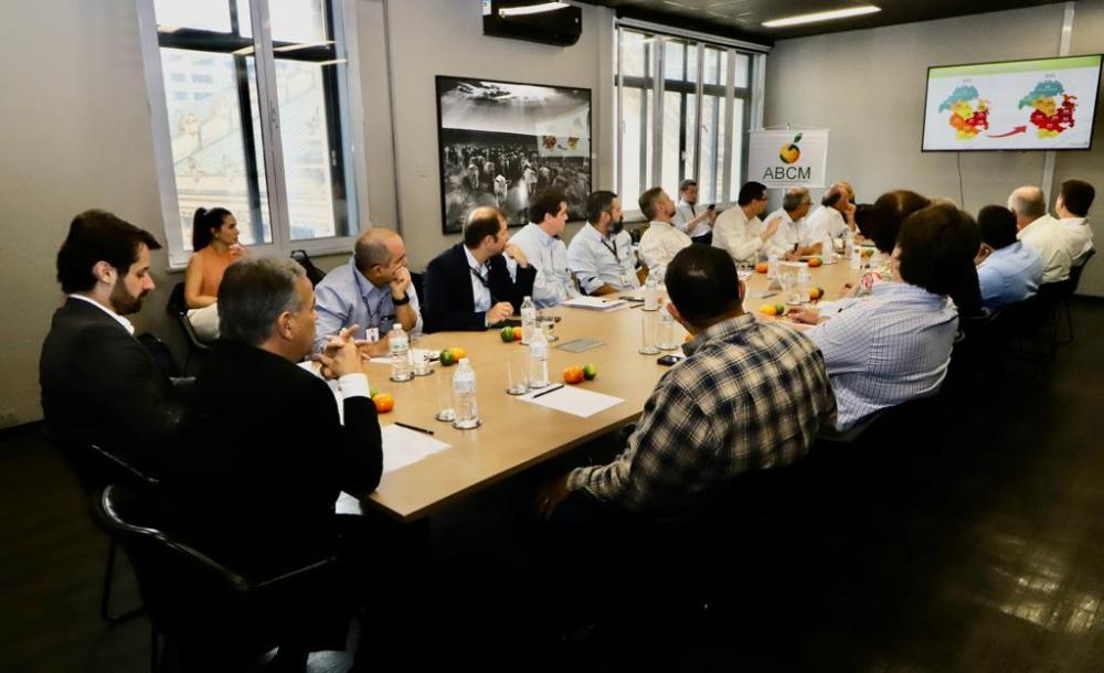 Com o objetivo de combater o Greening em SP, encontro reúne representantes da citricultura e técnicos da Secretaria