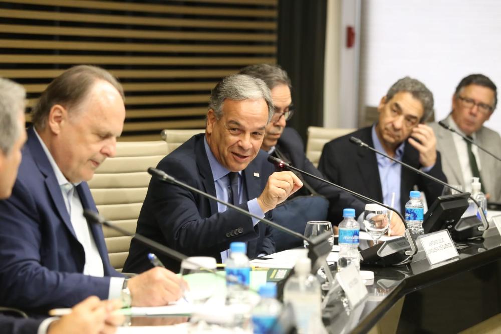 Em reunião na FIESP, Secretaria de Agricultura participa de palestra do embaixador Roberto Azevêdo