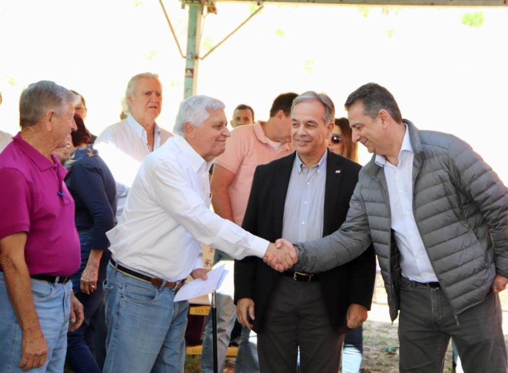 Na comemoração de 64 anos da Coopinhal, Secretaria de Agricultura reforça compromisso com o cooperativismo