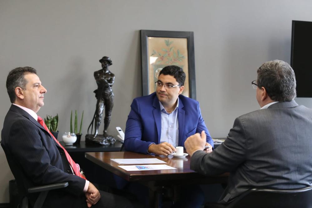 Secretaria de Agricultura recebe convite para participar do Fomenta 2023 em Águas de São Pedro