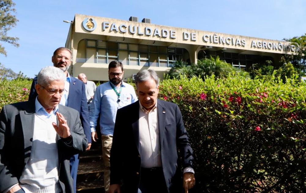 Secretaria de Agricultura e Unesp visam parceria na área de educação, pesquisa e inovação