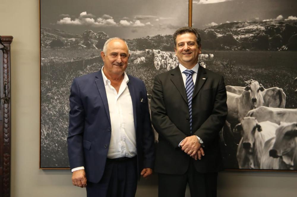 Secretaria da Agricultura recebe visita do município de Fernão