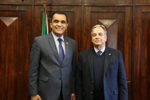 Secretário de Agricultura e Abastecimento de SP recebe visita do deputado estadual Rui Alves