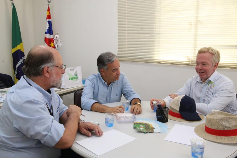 Cônsul-geral dos EUA em São Paulo visita estande da Secretaria de Agricultura na Agrishow