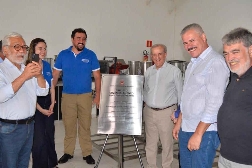 Secretário de Agricultura e Abastecimento do Estado inaugura unidade do Cozinhalimento em Sarapuí