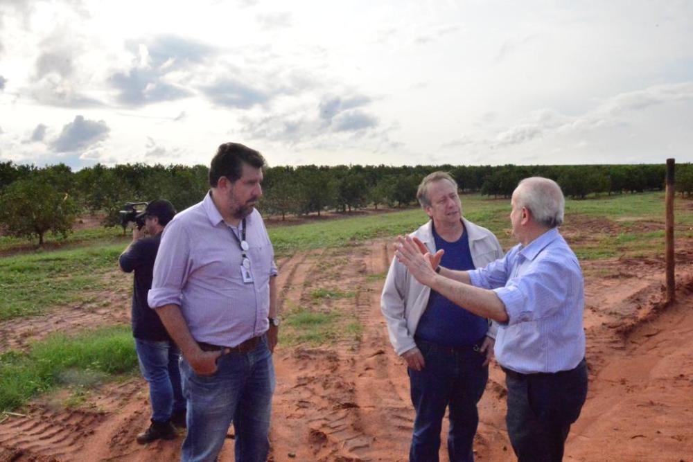 Secretário de Agricultura e Abastecimento visita obras do Melhor Caminho no município de Espírito Santo do Turvo
