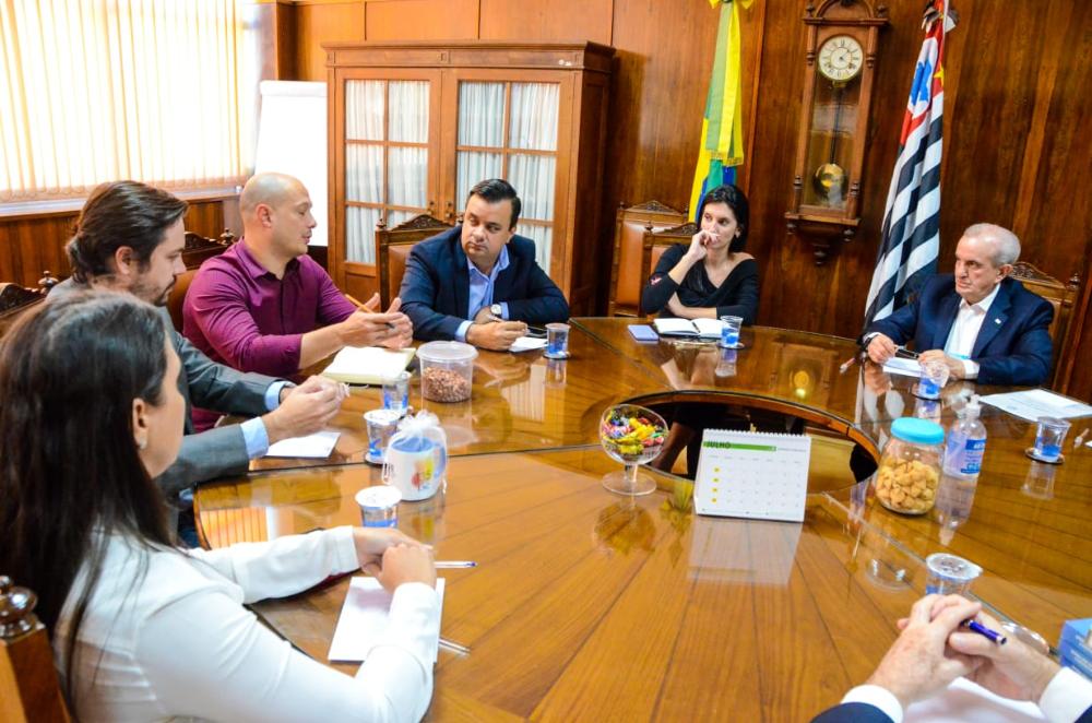 Secretário Francisco Matturro se reúne com representantes de entidades do agro paulista para discutir mercado de carbono