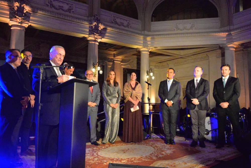 Secretário de Agricultura e Abastecimento do Estado participa da comemoração dos 100 anos da Bolsa do Café de Santos
