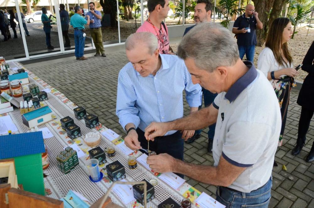 Secretário de Agricultura e Abastecimento, Francisco Matturro, participa do 3.° Encontro de Produtores Rurais de Campinas e Região