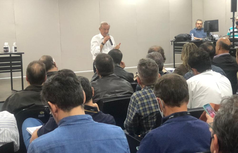 Secretário de Agricultura e Abastecimento participa de reunião técnica em Bauru
