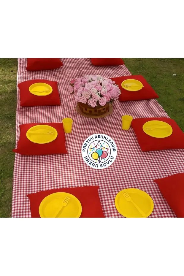 Sarı Renk Şık Plastik Lüks Tabak, Çatal, Bardak 25’Li Set 3 Set Toplam 75 Adet