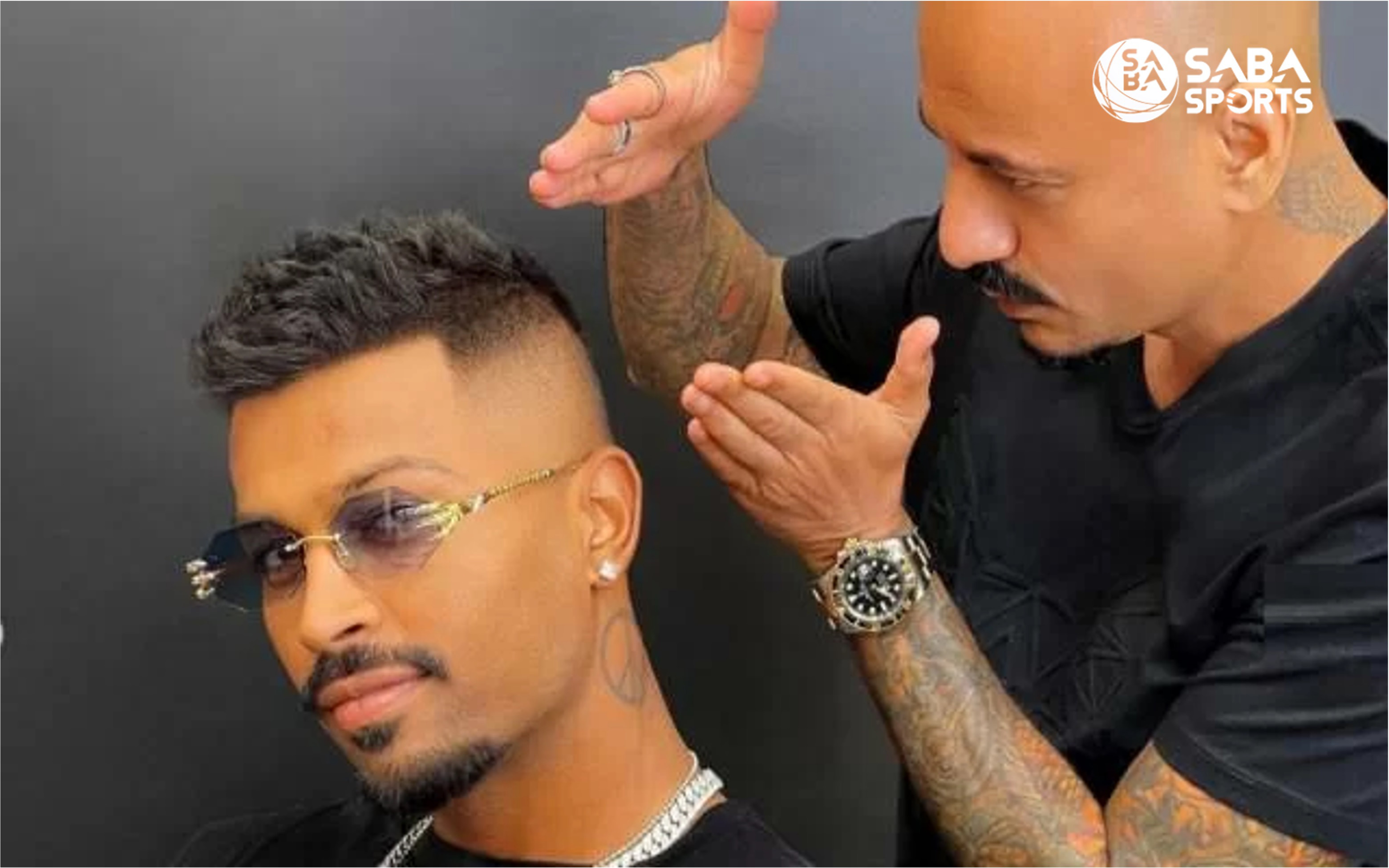 Hardik Pandya Gets Stylish New Hairstyle From Celebrity Stylist Aalim Hakim