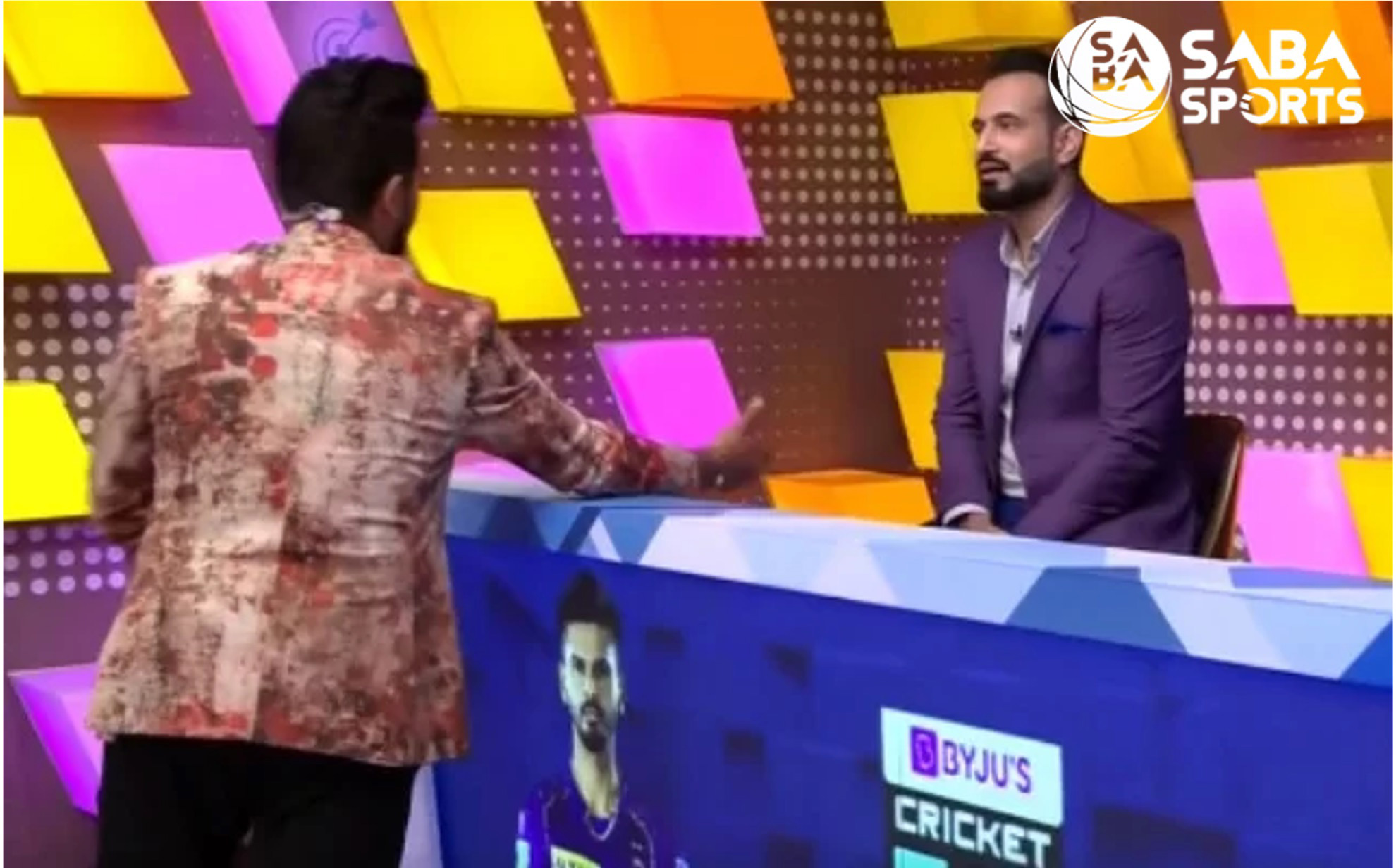 Irfan Pathan Shocks Suresh Raina with Funny April Fool's Day Prank Irfan Pathan Shocks Suresh Raina with Funny April Fool's Day Prank