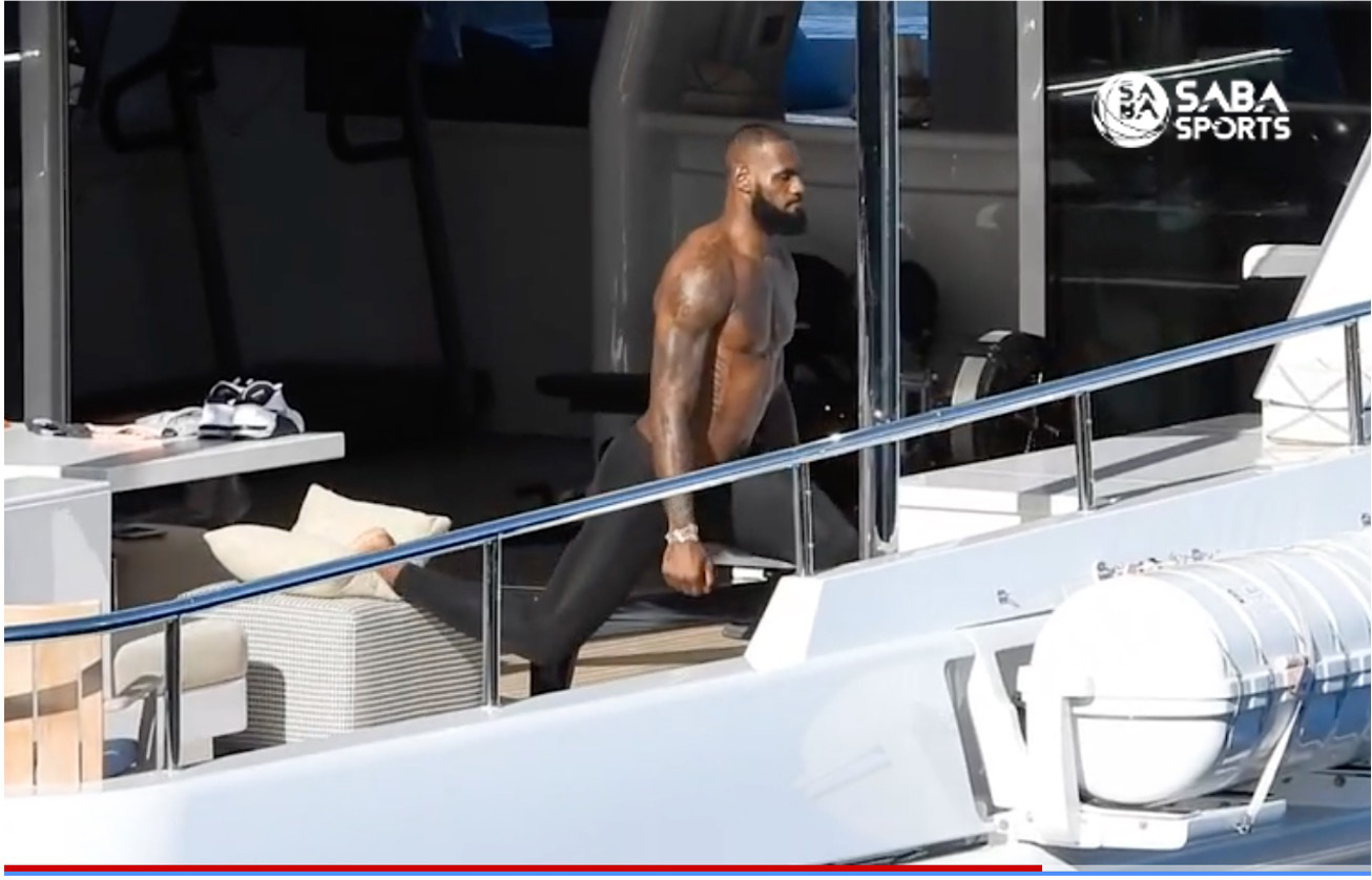 LeBron James Spotted Getting Ready For NBA Season On Italy Vacation In  Shirtless Yacht Workout