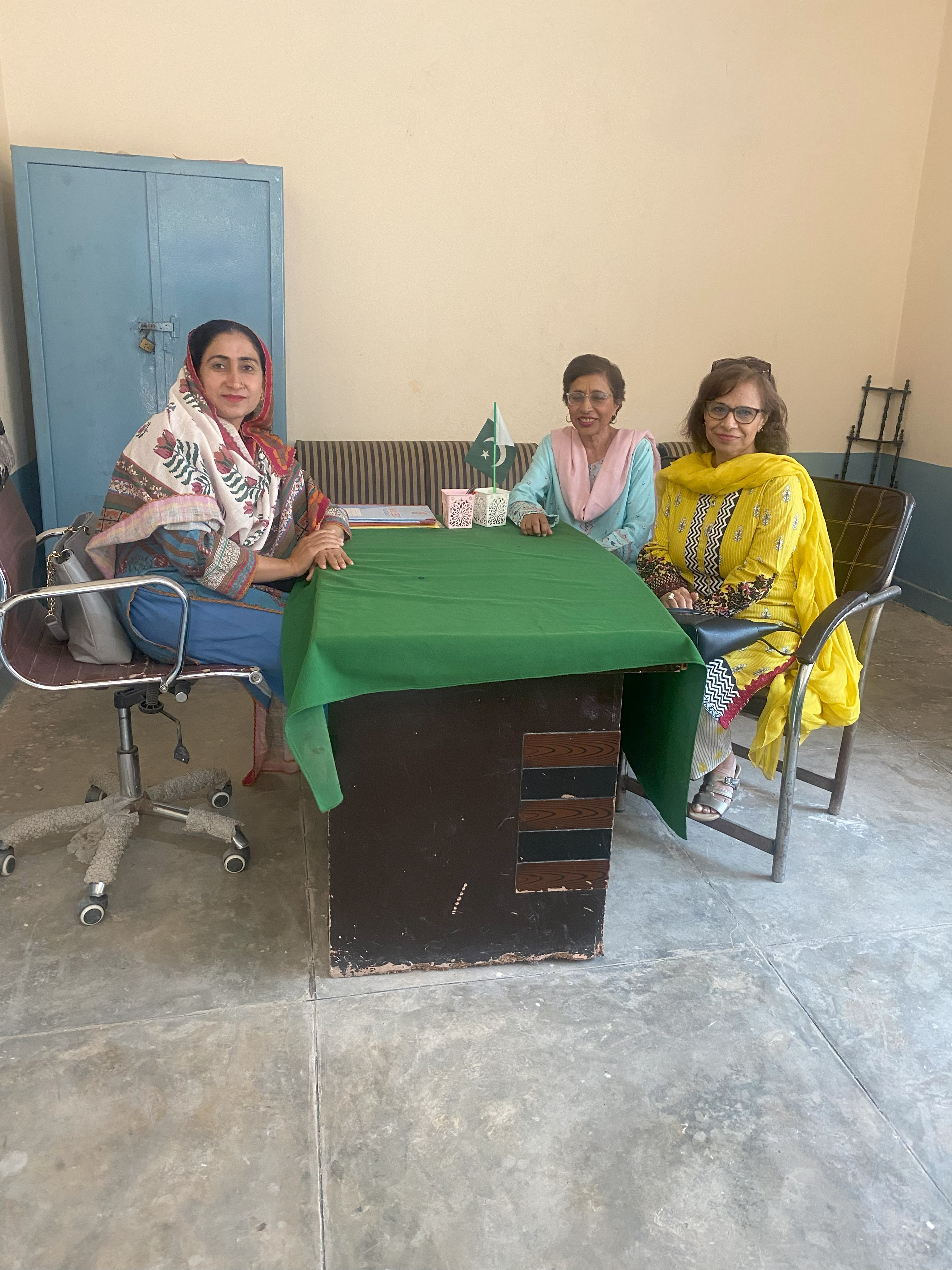 SSF Members with Girls Principal