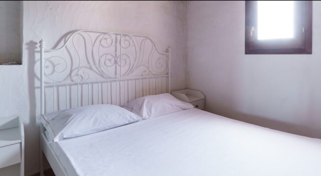 Trilocale con veranda vista mare – Club degli Artisti, Cugnana 3