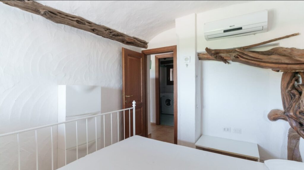 Trilocale con veranda vista mare – Club degli Artisti, Cugnana 10