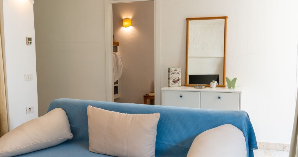 Appartamento ristrutturato con giardino e piscina 15