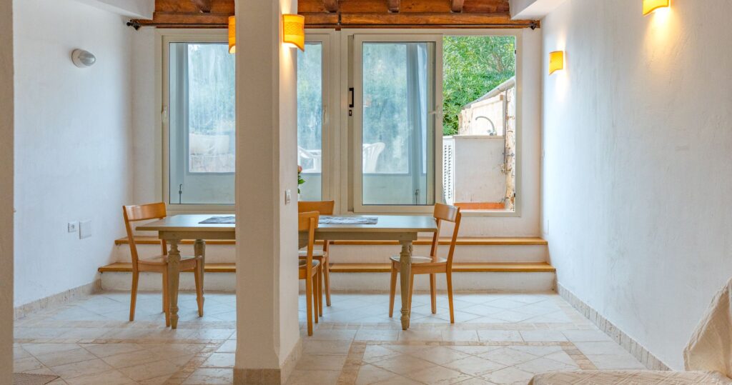 Appartamento ristrutturato con giardino e piscina 18