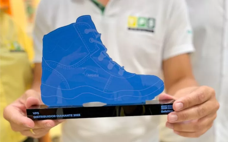 Safetline reconhece a empresa VPS como Distribuidor Diamante 2023