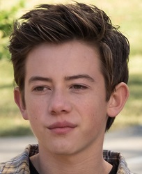 กริฟฟิน กลัก (Griffin Gluck)