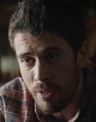 โทบี เคบเบลล์ (Toby Kebbell)