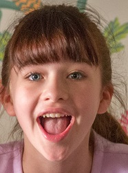 มาลินา ไวส์แมน (Malina Weissman)
