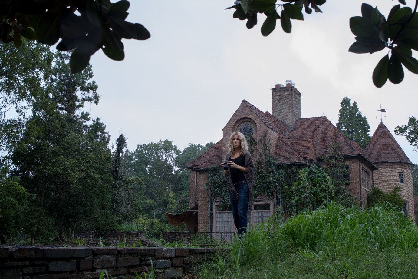 “THE DISAPPOINTMENTS ROOM” เลือกคฤหาสน์ร้างในอเมริกา ถ่ายทำจริงกลางโลเกชั่นหลอน