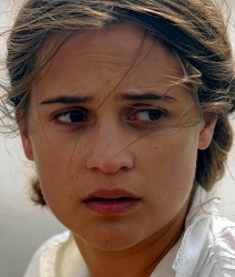 อลิเชีย วิแคนเดอร์ (Alicia Vikander) 