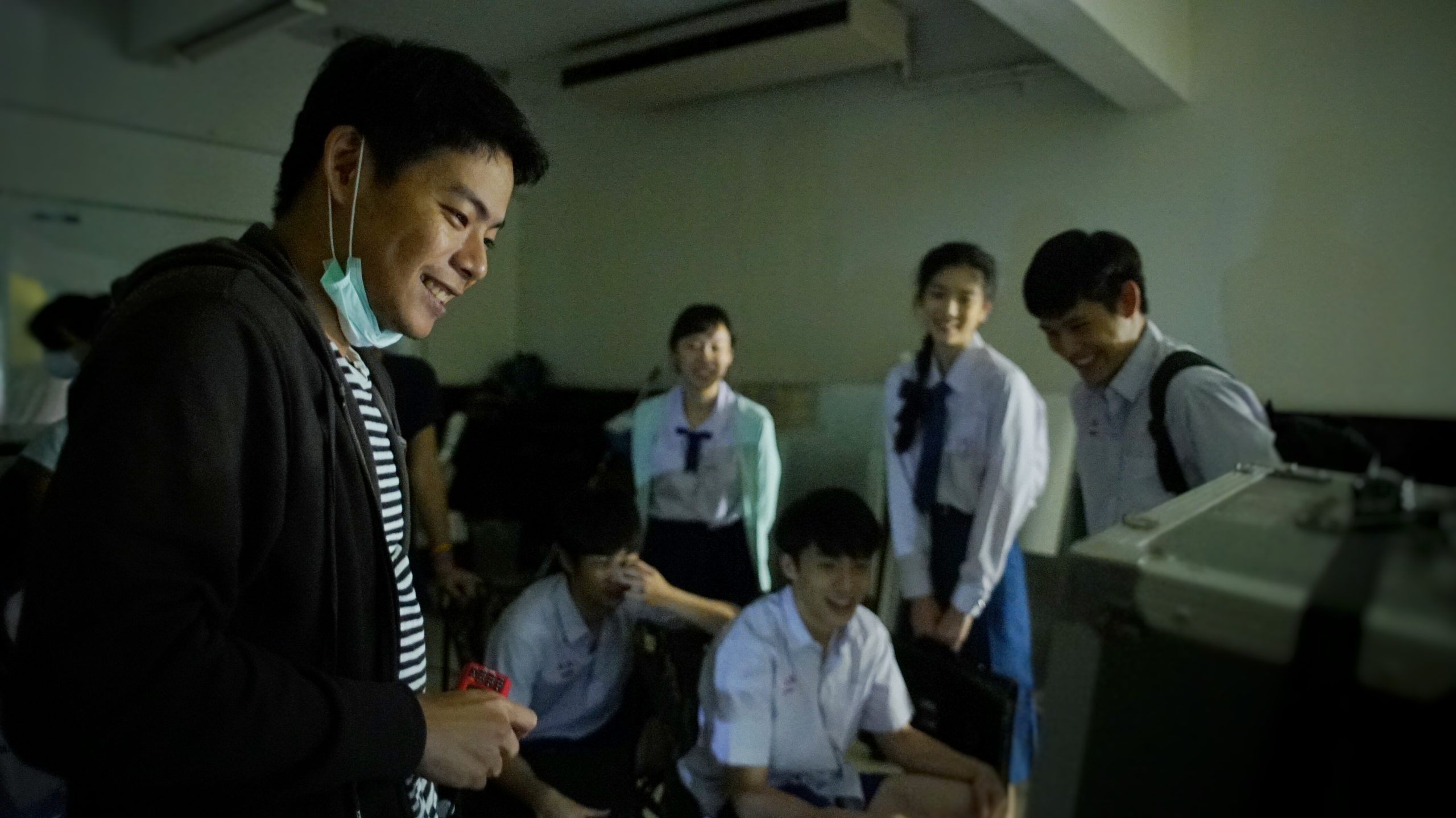 สหมงคลฟิล์มเผยโฉมเด็กสยาม ดึงสิบนักแสดงวัยรุ่น ร่วมโปรเจคต์สุดระทึก “สยามสแควร์” พร้อมเปิดผู้กำกับใหม่ไฟแรง