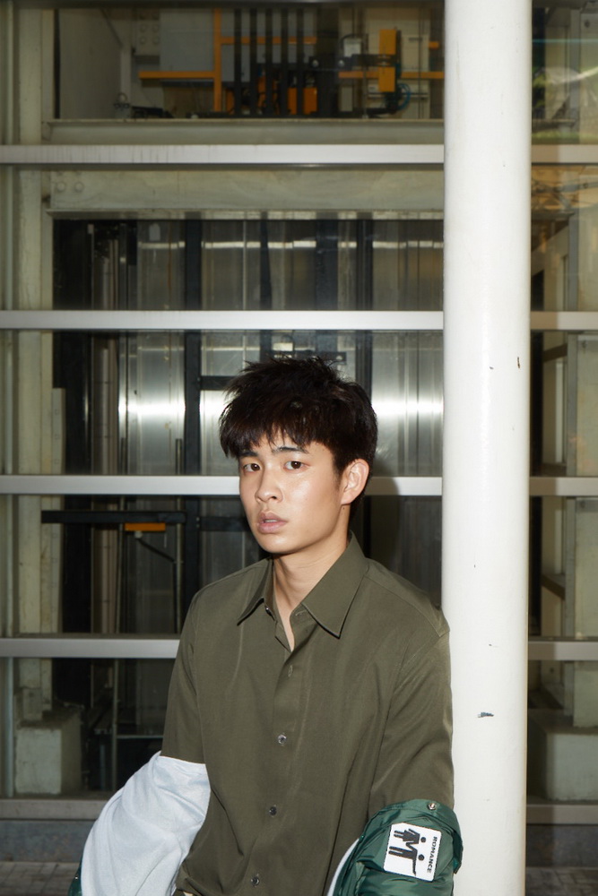 6 นักแสดงนำ “สยามสแควร์” ถ่ายปก HAMBURGER พาเช็กอินสยามฯ แฝงความระทึก