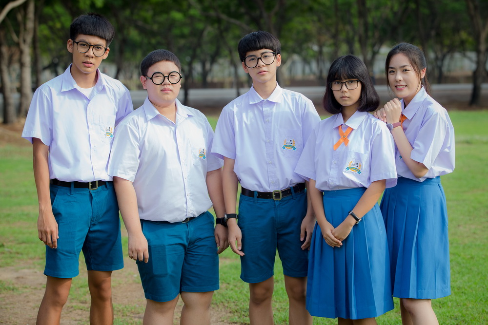 15+ ไอคิวกระฉูด (15+ “Coming” of Age)