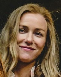 นาโอมิ วัตต์ส (Naomi Watts)