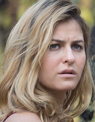 สเกาต์ เทย์เลอร์-คอมป์ตัน (Scout Taylor-Compton)
