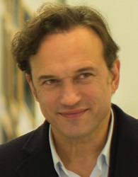 แวงซองต์ เปเรซ์ (Vincent Perez)