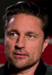 มาร์ติน เฮนเดอร์สัน (Martin Henderson)