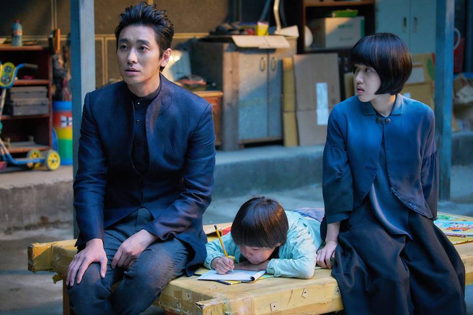 ทุบสถิติทันที! “Along with the Gods: The Last 49 Days” เปิดตัวแรงแซงทุกหนัง ขึ้นแท่นอันดับ 1 เป็นประวัติศาสตร์ วันแรกโกยเฉียดหมื่นล้านวอน ผู้ชมทะลัก 1.24 ล้านคน