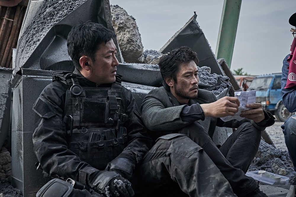 เปิดภาพเบื้องหลัง “Ashfall นรกล้างเมือง” นำทีมระเบิดความมันส์รับศักราชใหม่กับ “อี บยองฮอน – ฮา จองอู”